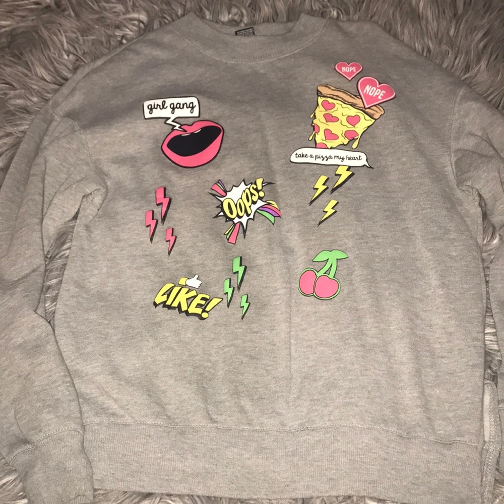 Gray sweater